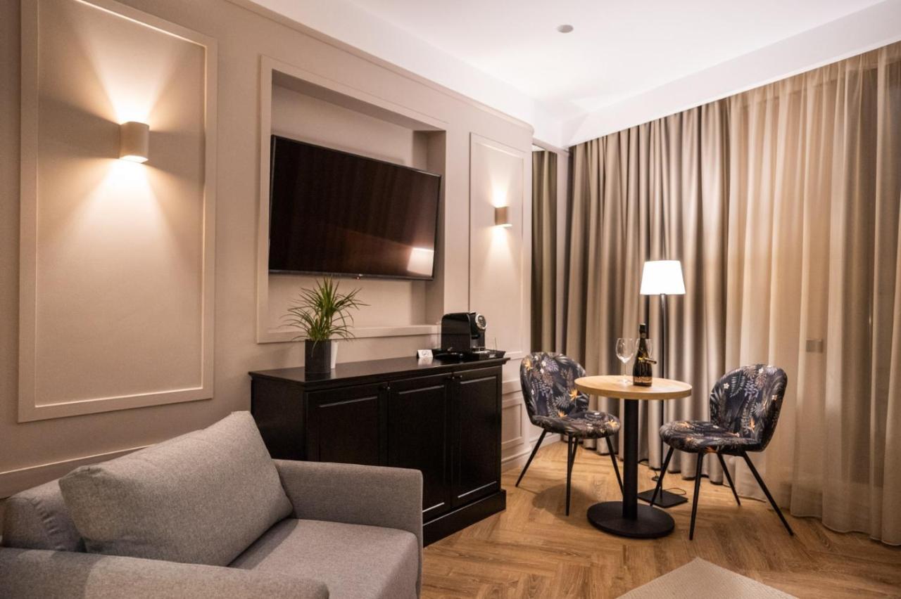 Alnis Boutique Villa Constanta Luaran gambar