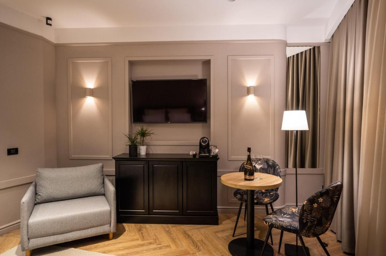 Alnis Boutique Villa Constanta Luaran gambar