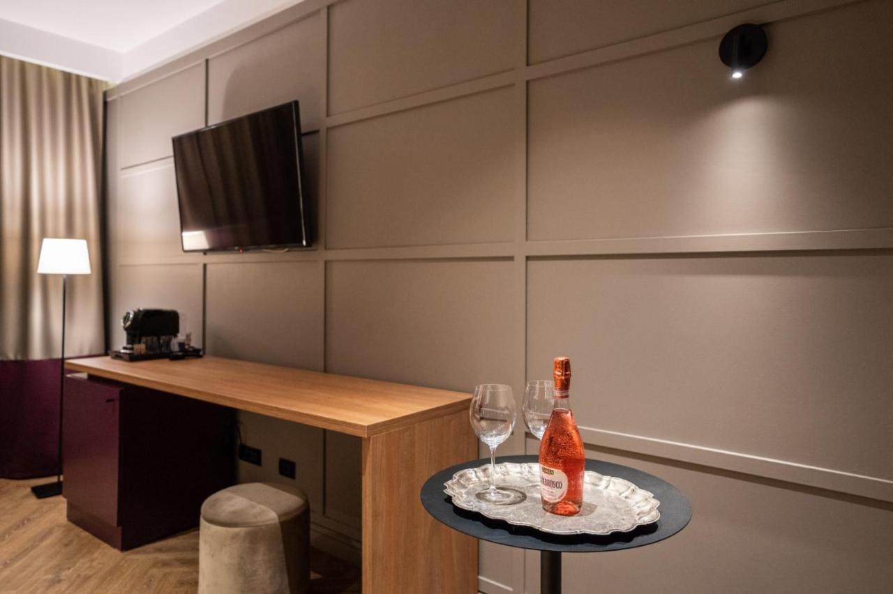 Alnis Boutique Villa Constanta Luaran gambar
