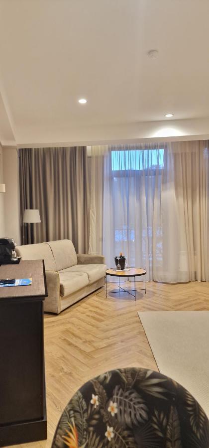 Alnis Boutique Villa Constanta Luaran gambar